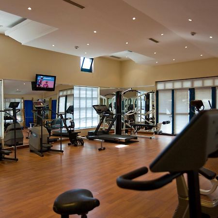 Spa Hotel Colossae Thermal Karahayit  Exterior foto The gym at the hotel