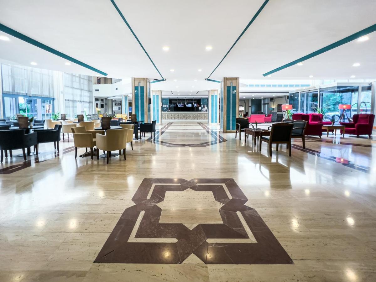 Spa Hotel Colossae Thermal Karahayit  Exterior foto Lobby